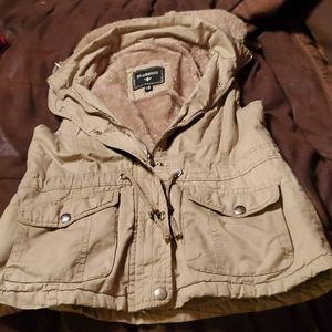 Snobbish sz large vest w/removable hood